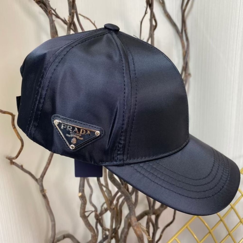 💎✨AUTHENTIC✨💎Prada hat